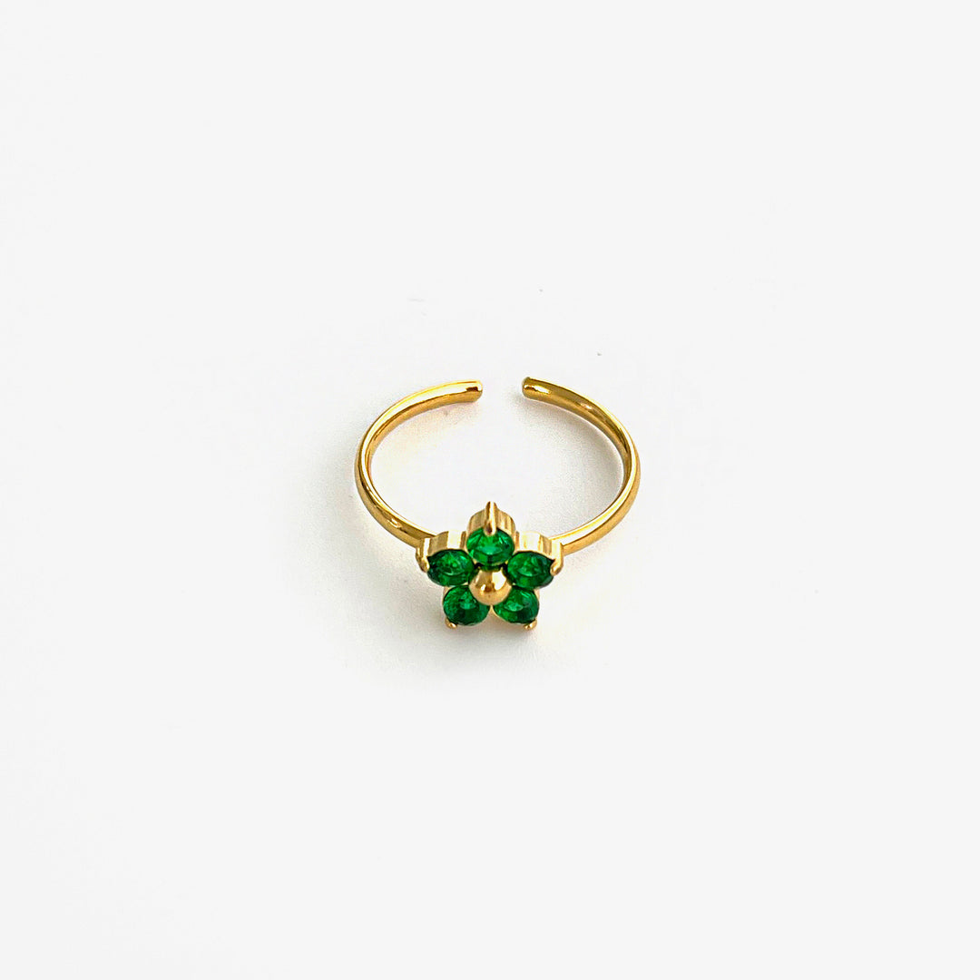 Emerald flower ring