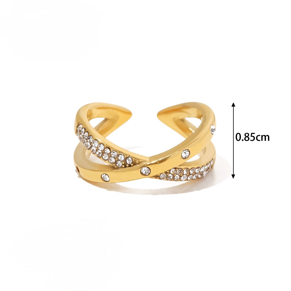 Crossed ring