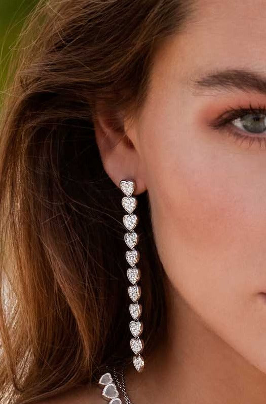 Interlinked hearts earrings -LUXE