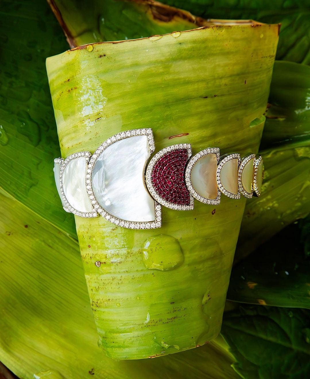 Half moon burgundy bracelet -LUXE