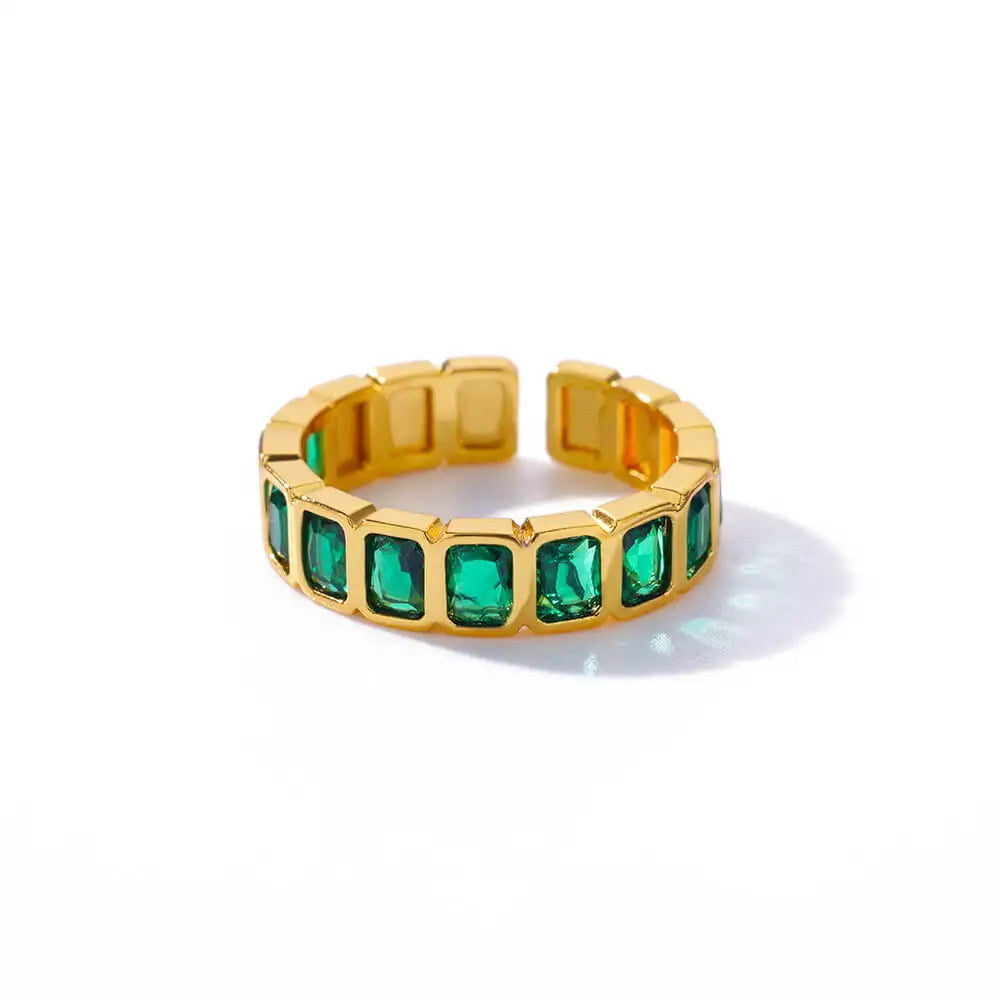 Stoned Ring Emerald