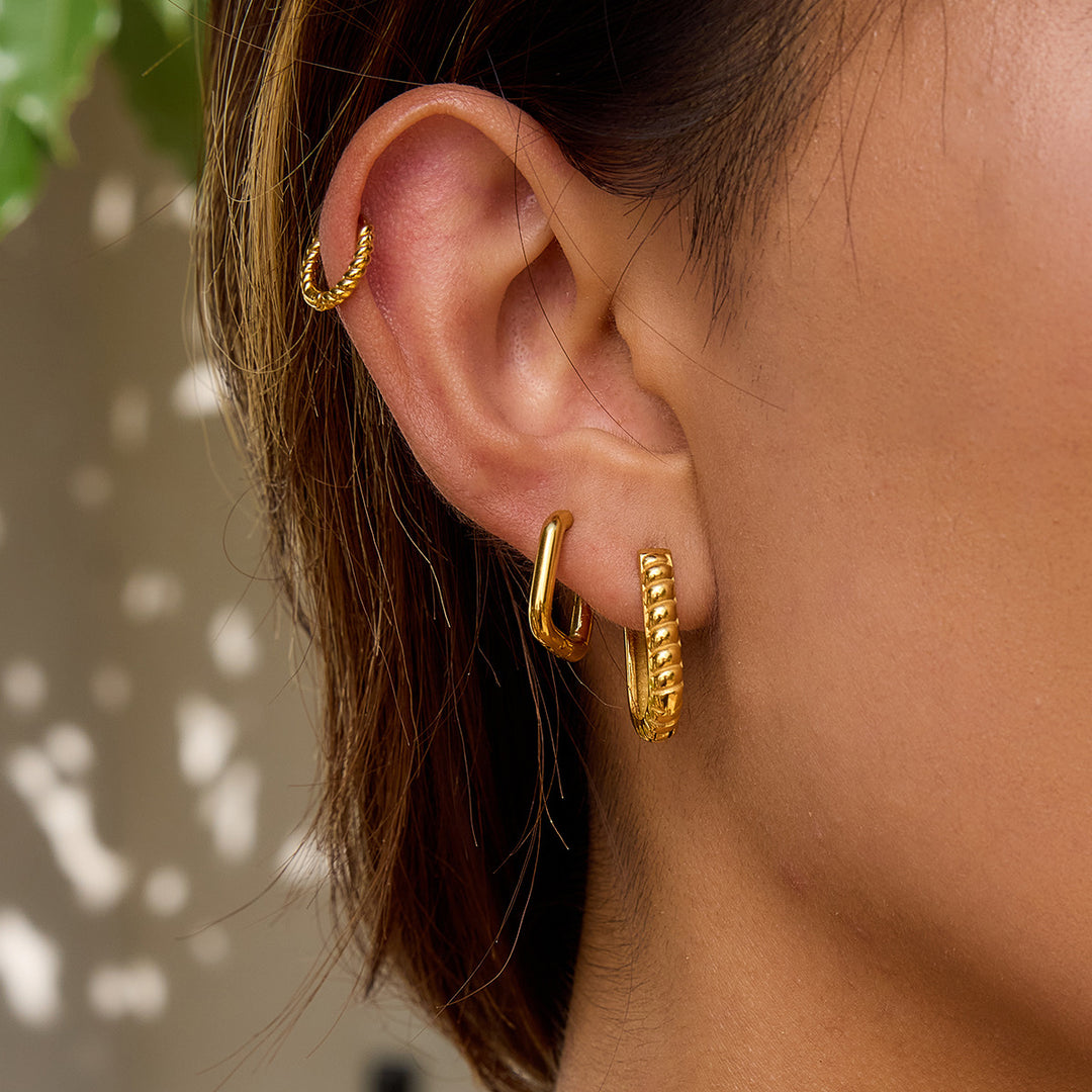 U shape twisted hoop earrings