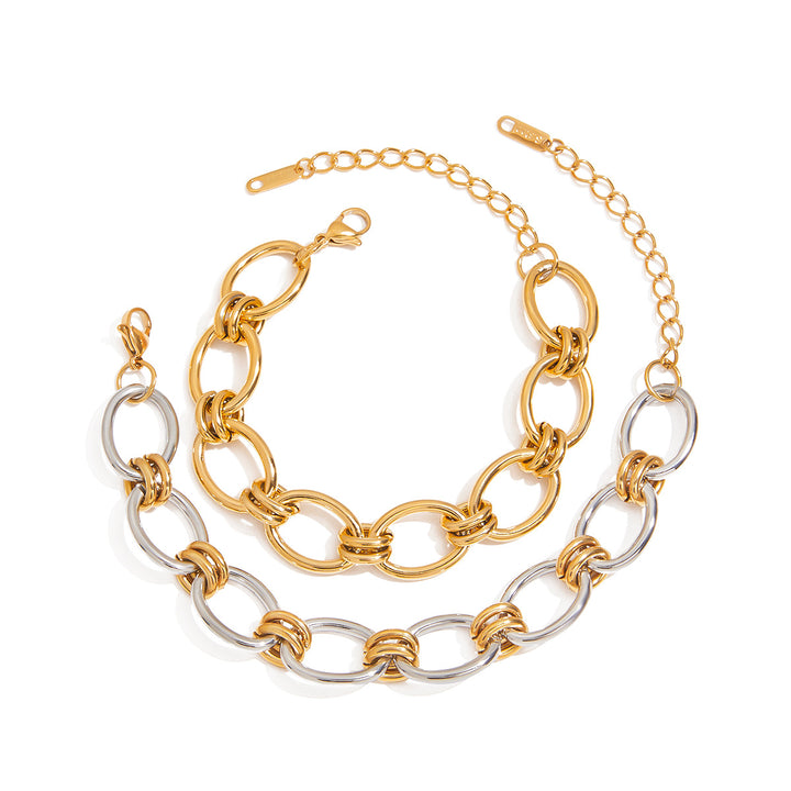 Interlinked chunky gold bracelet