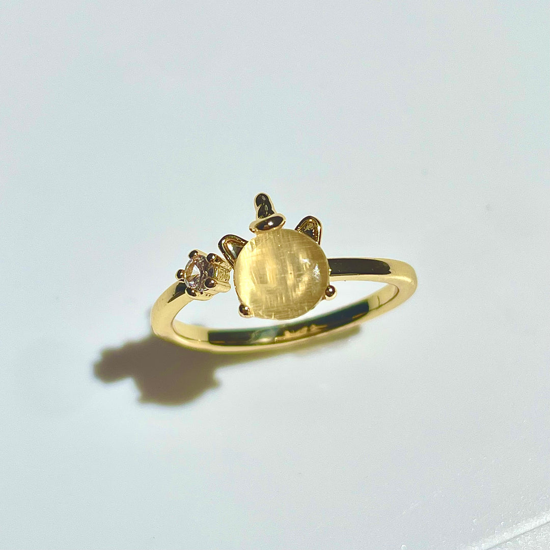 Cream unicorn ring