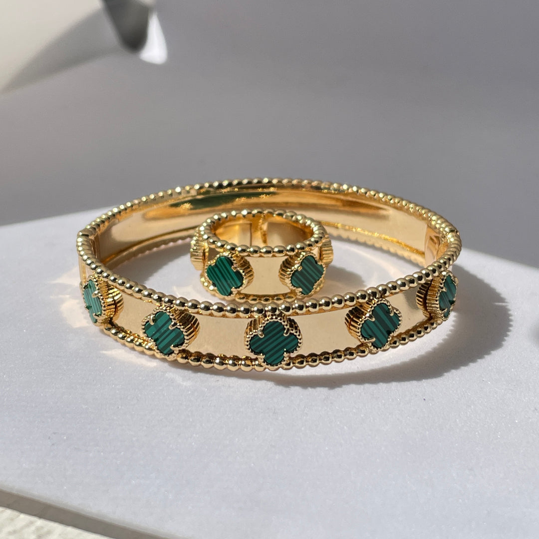 Green clover bangle set ( bangle + ring )