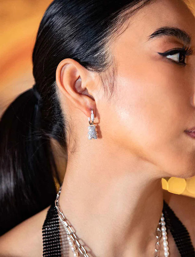 White teddy earrings -LUXE