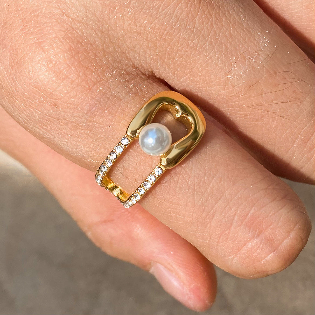 Pin pearl ring