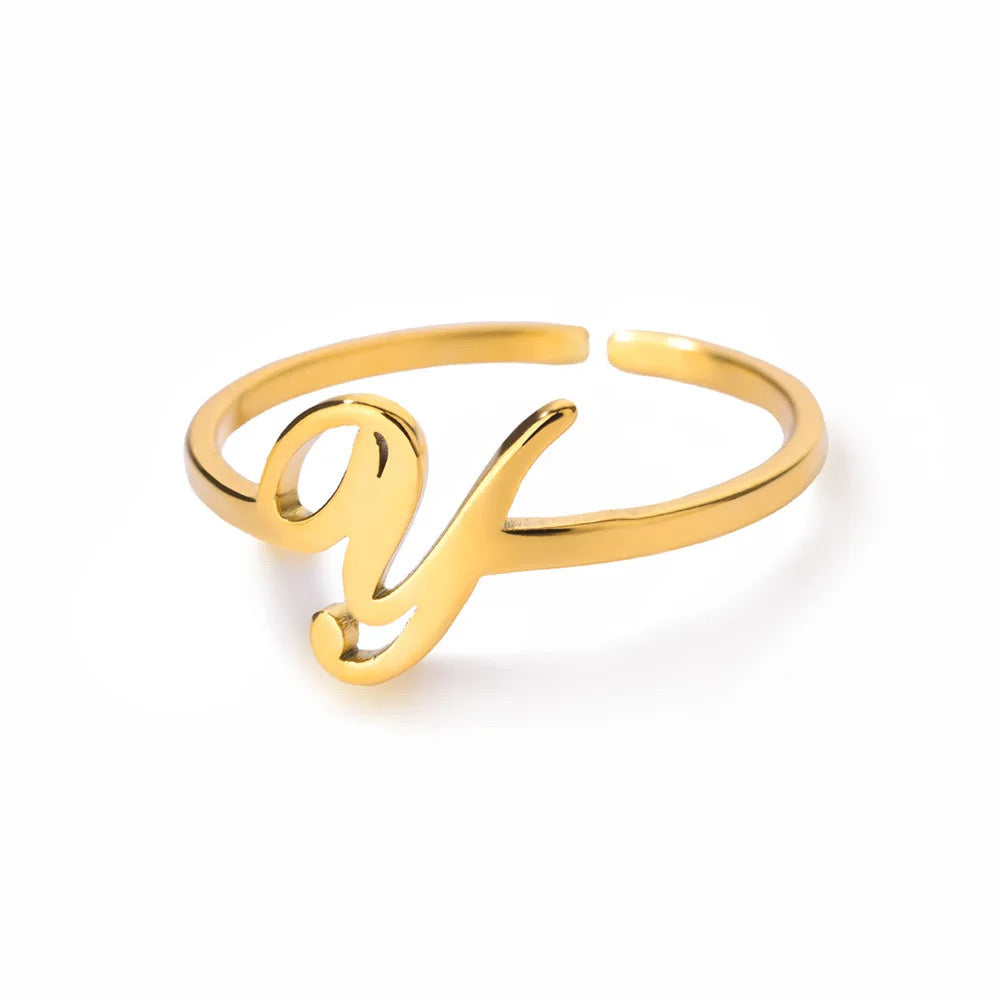 Dainty initial ring