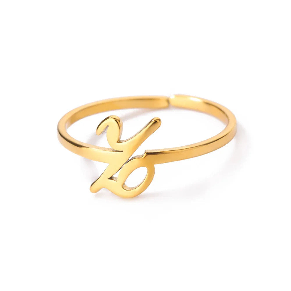 Dainty initial ring
