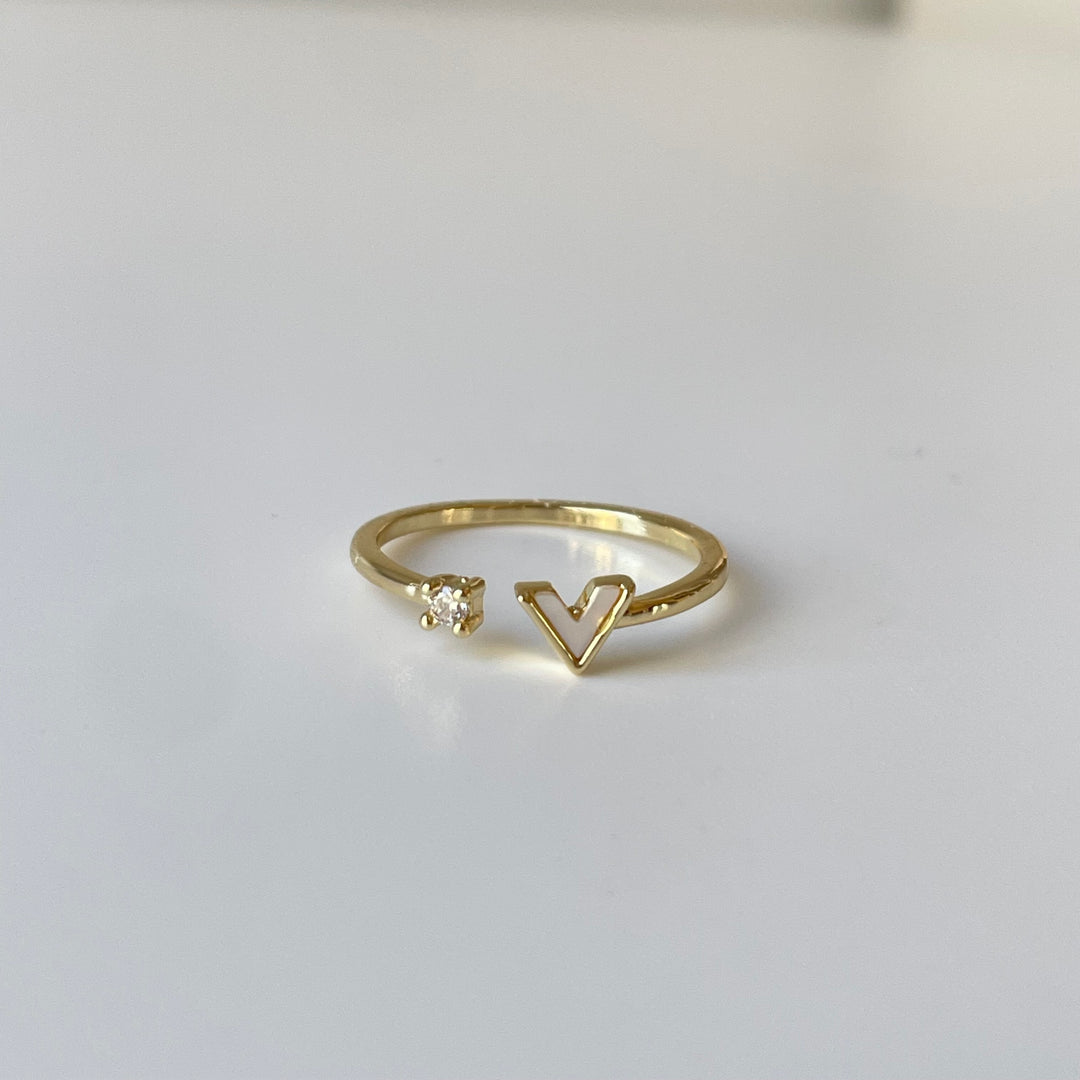 Vee Shell ring