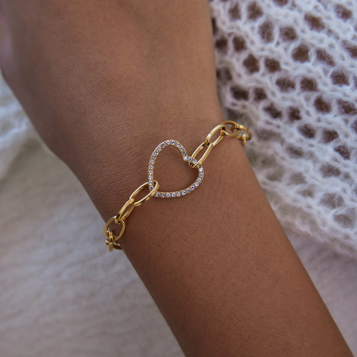 Bling heart bracelet