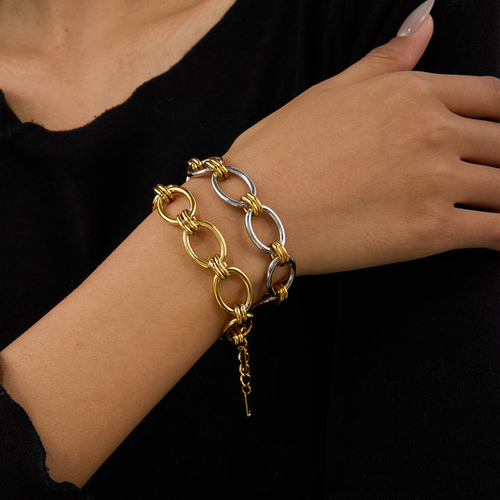 Interlinked chunky toned bracelet