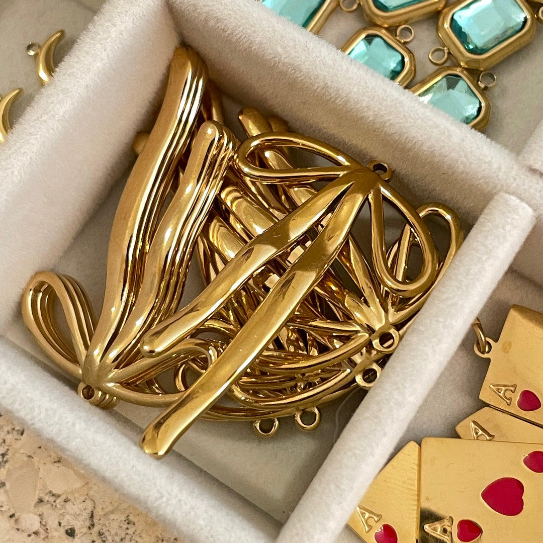Big bow charm