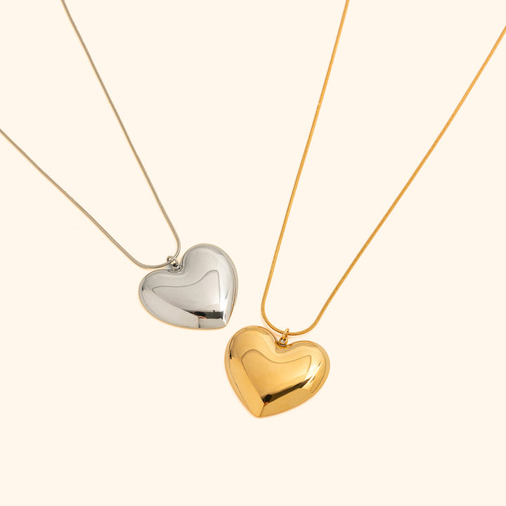 Chunky heart necklace