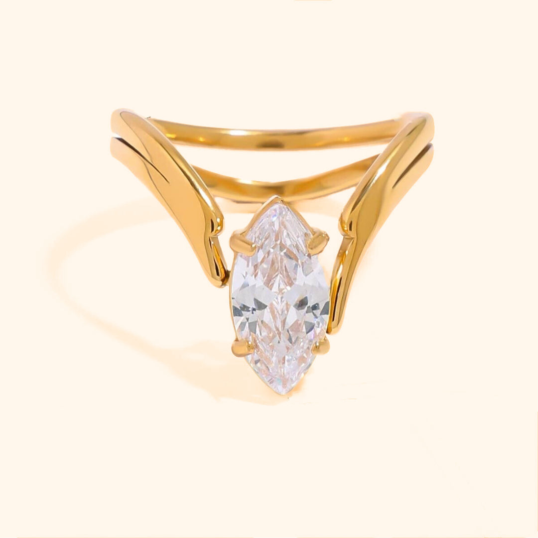 Marquise vee ring