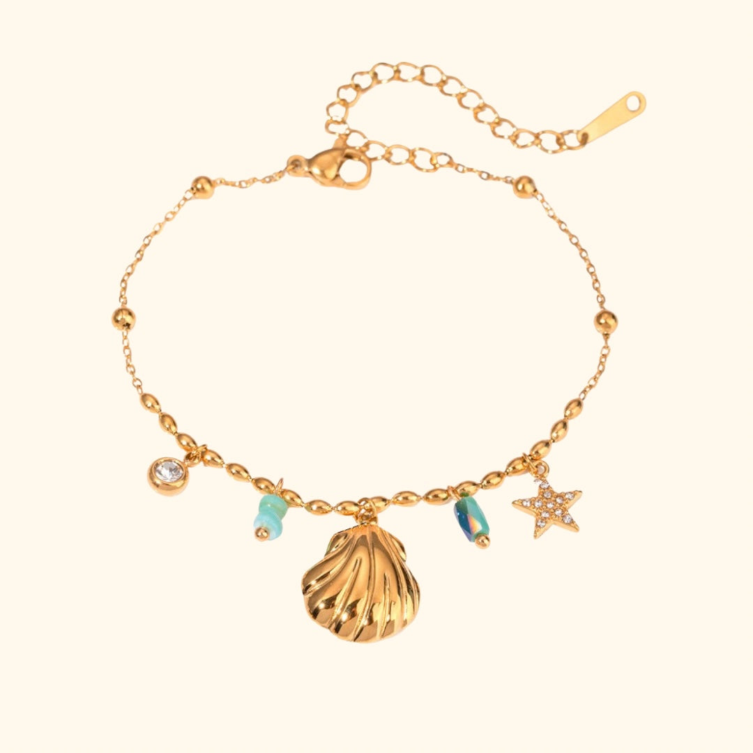 Dainty charmed bracelet