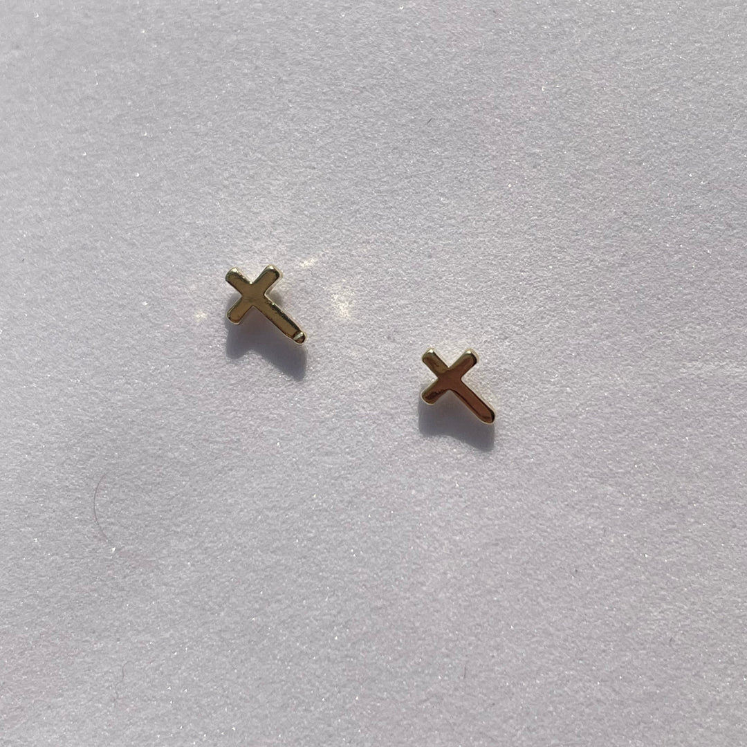 Gold Cross Ear Stud