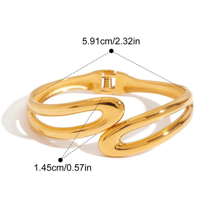 Imparallel waves bangle