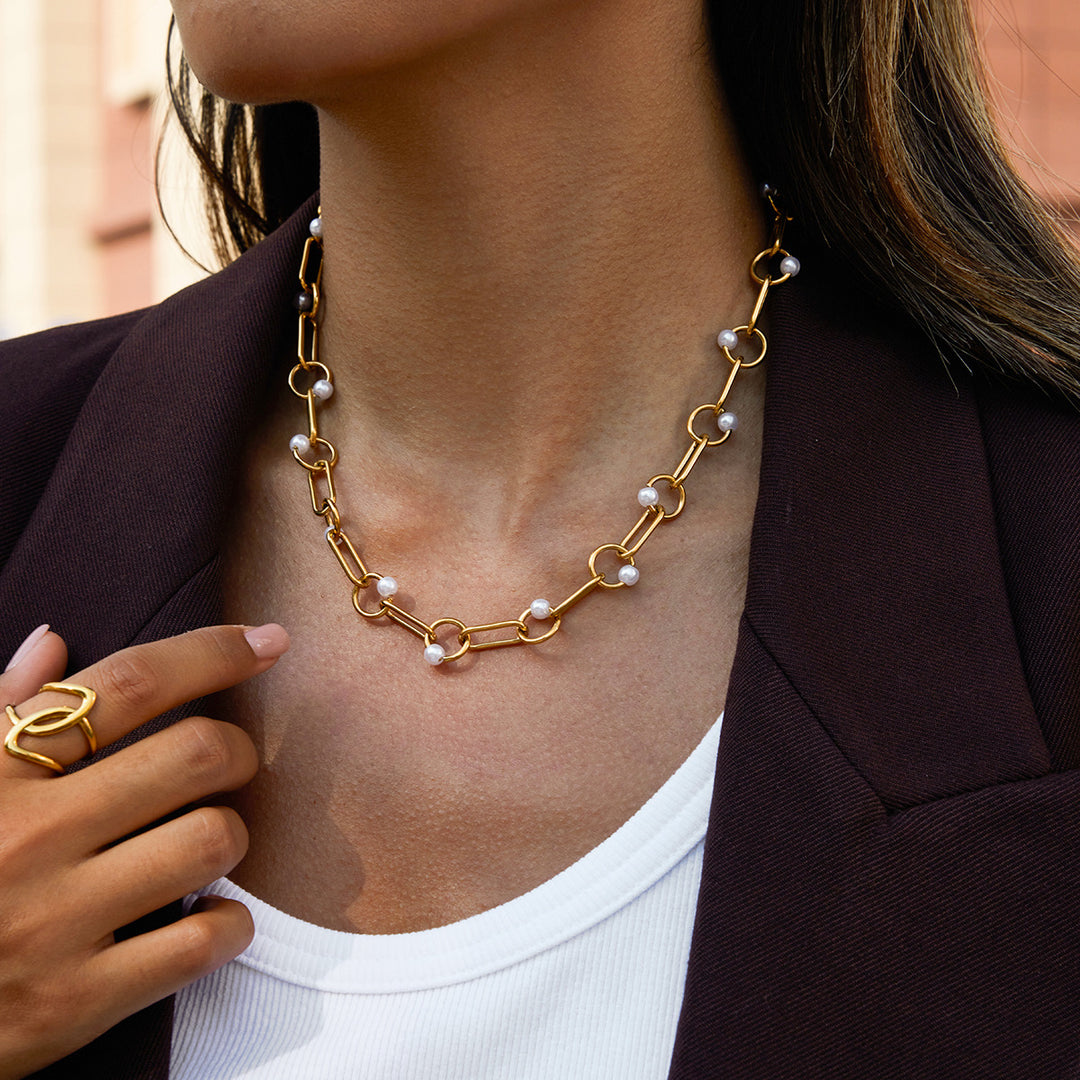Perla chain necklace