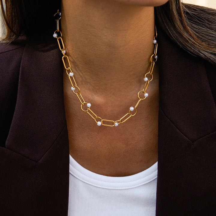 Perla chain necklace