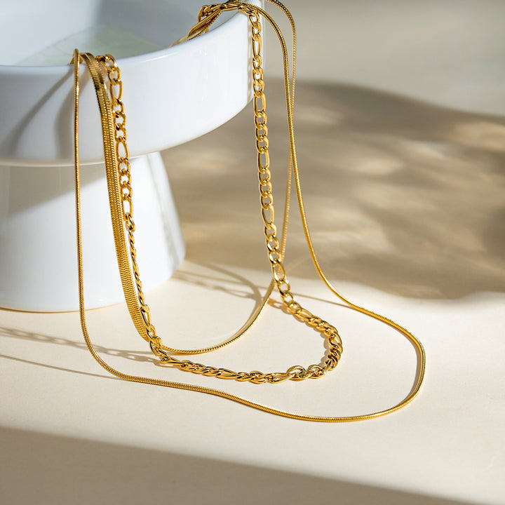 Classic layered necklace