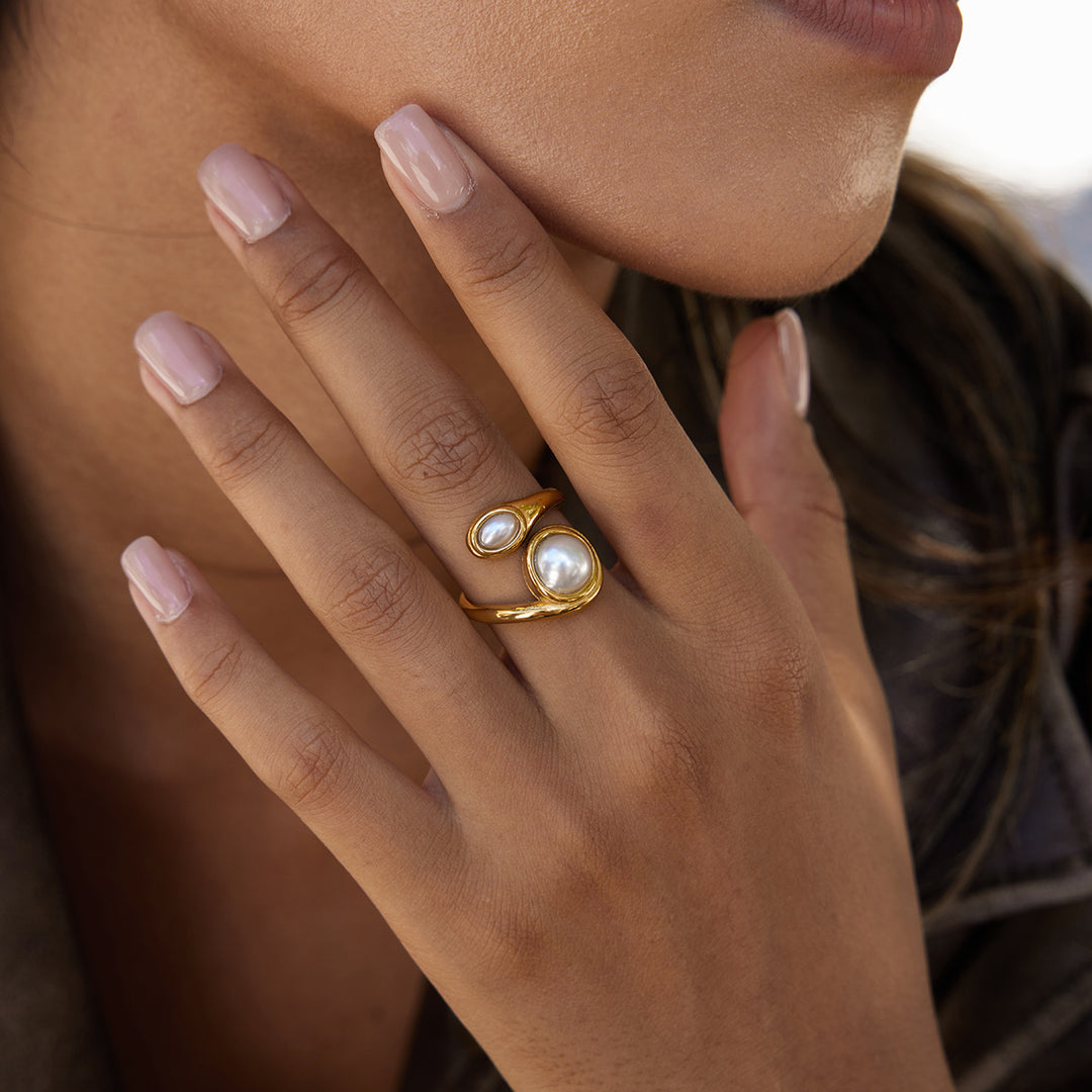 Chunky wrapped pearl ring