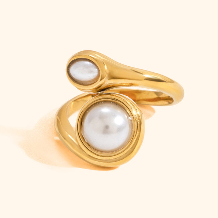 Chunky wrapped pearl ring