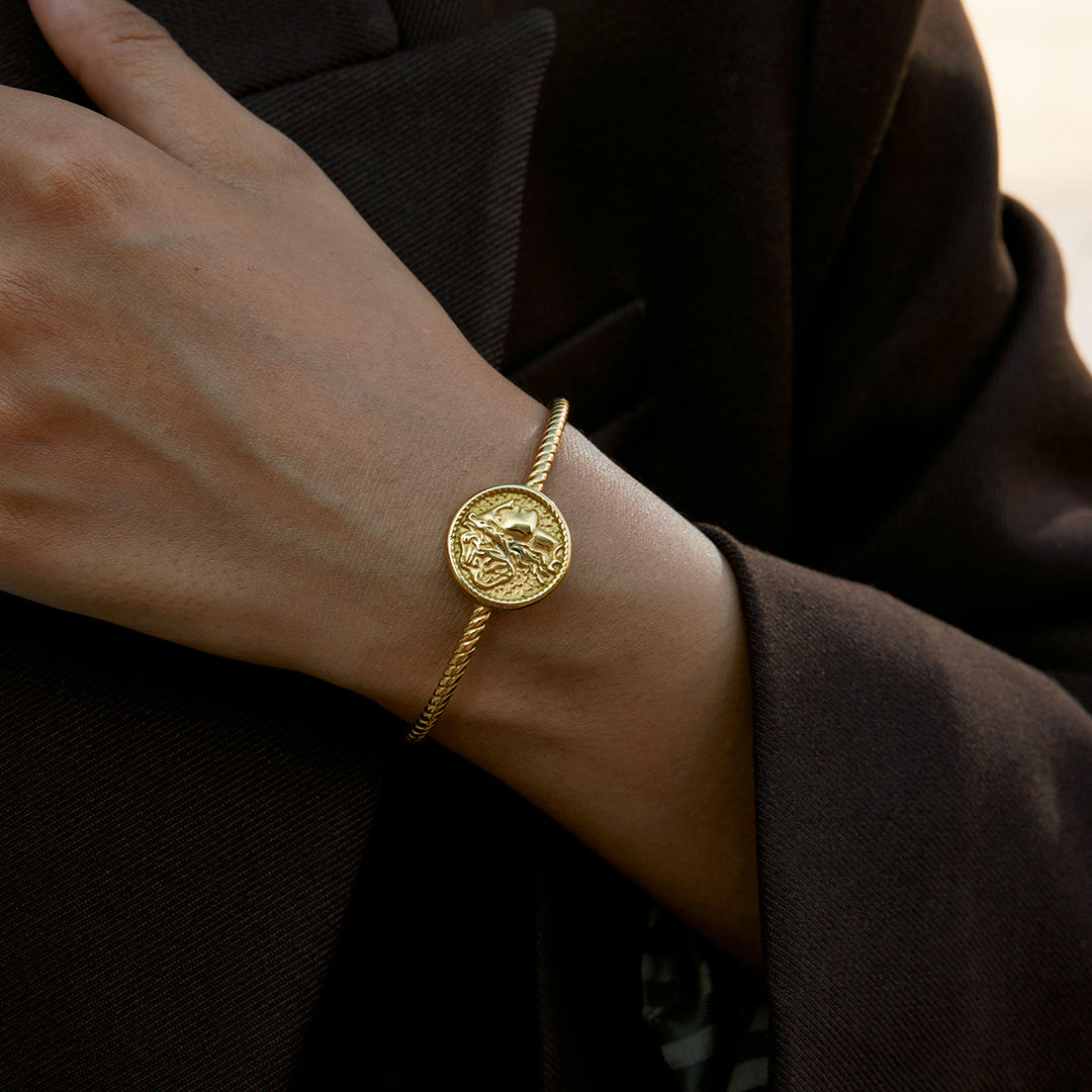 Lira bangle