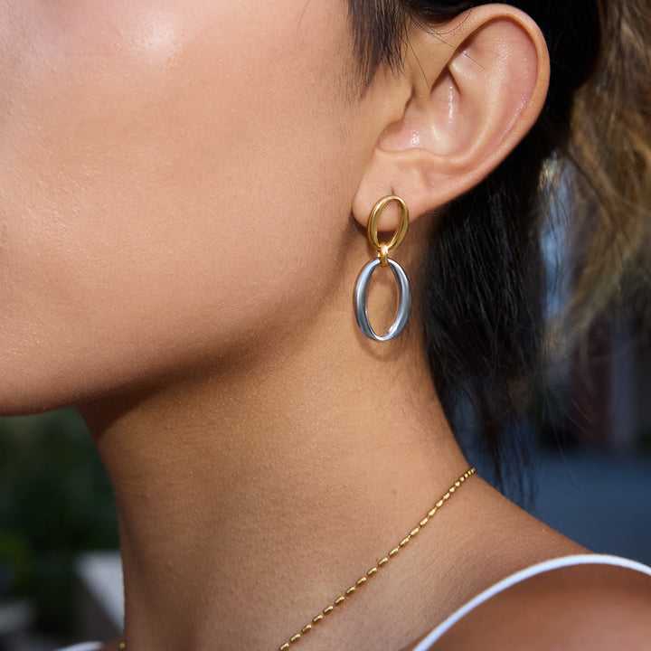 Oval link toned earrings