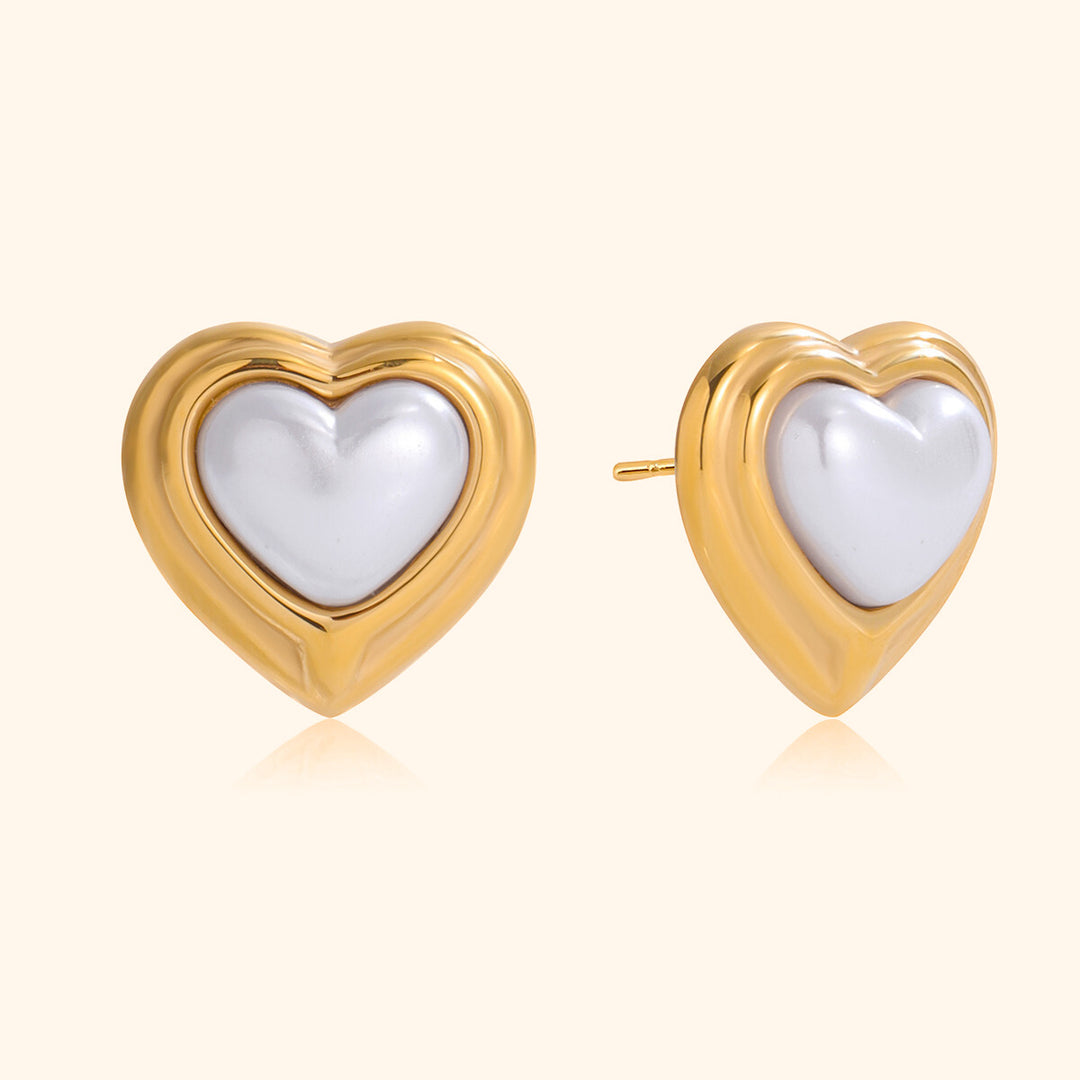 Pearl heart ear studs