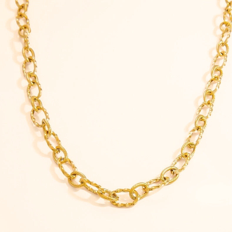 Charm chain necklace - textured