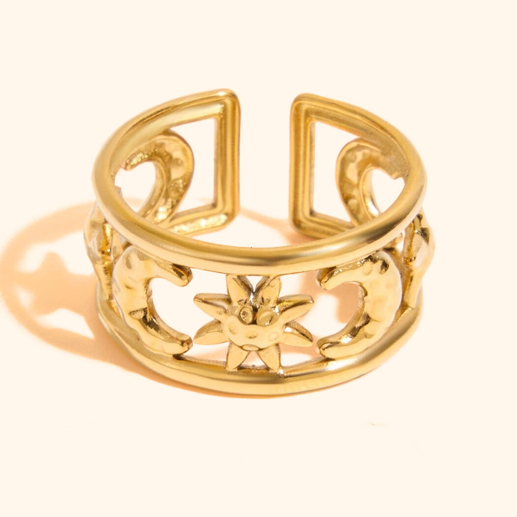 Celestial strap ring gold