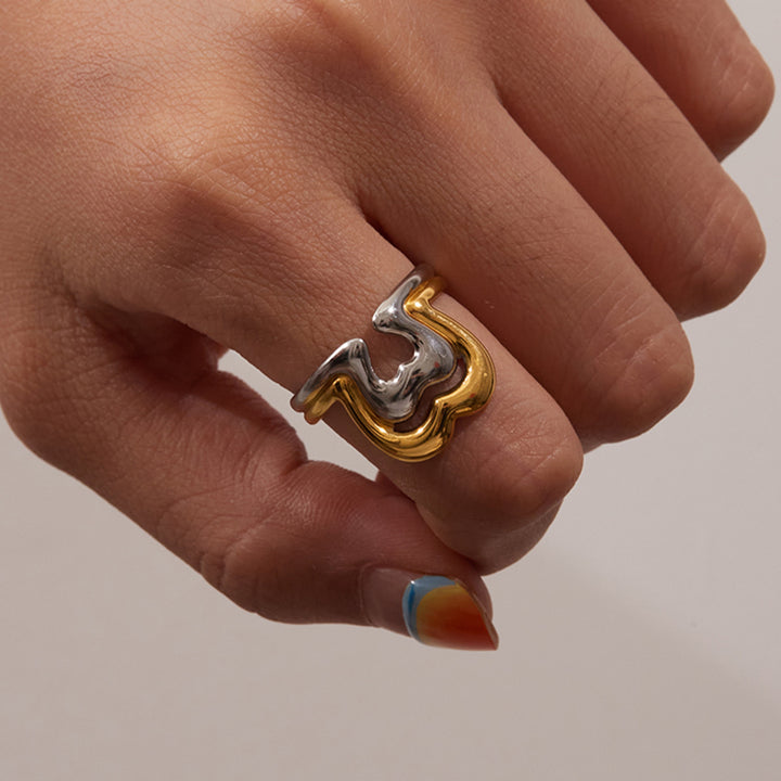 Double heart toned ring