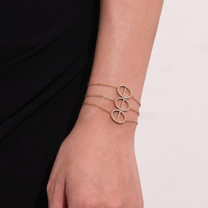 Oval cut bracelet