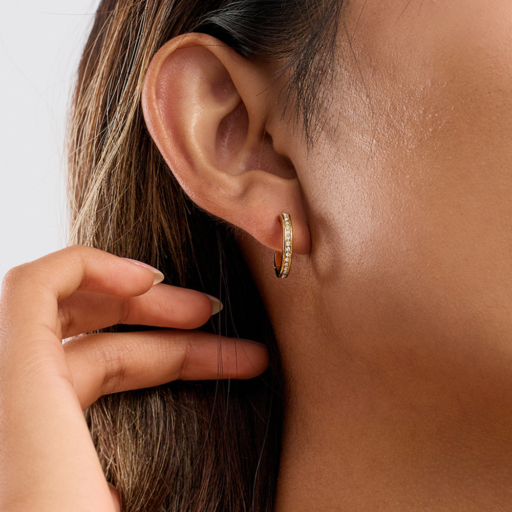 Minimalist line earrings