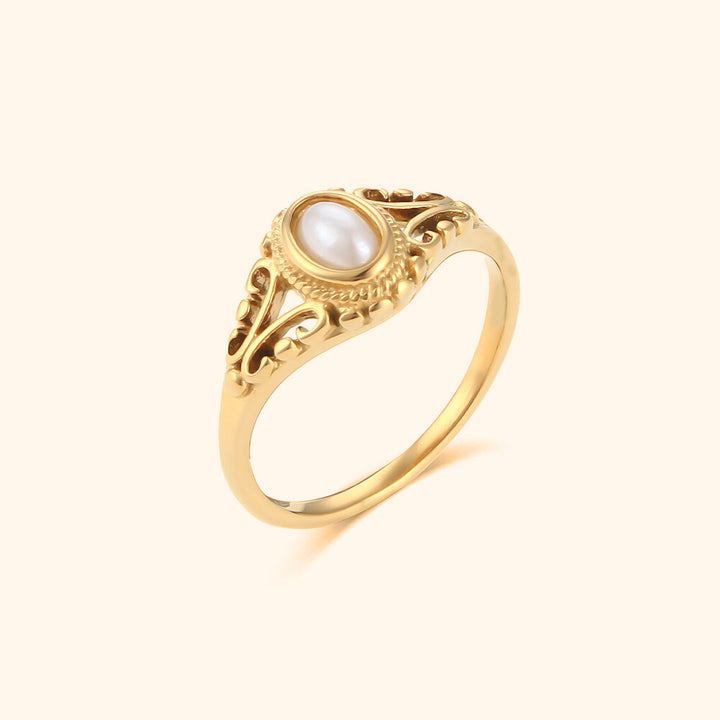 Vintage pearl ring