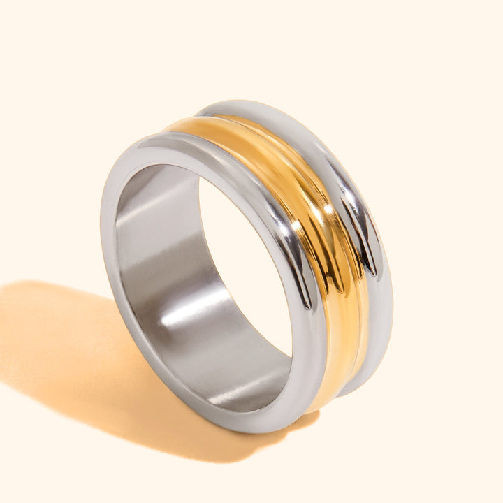 Dainty bold toned ring