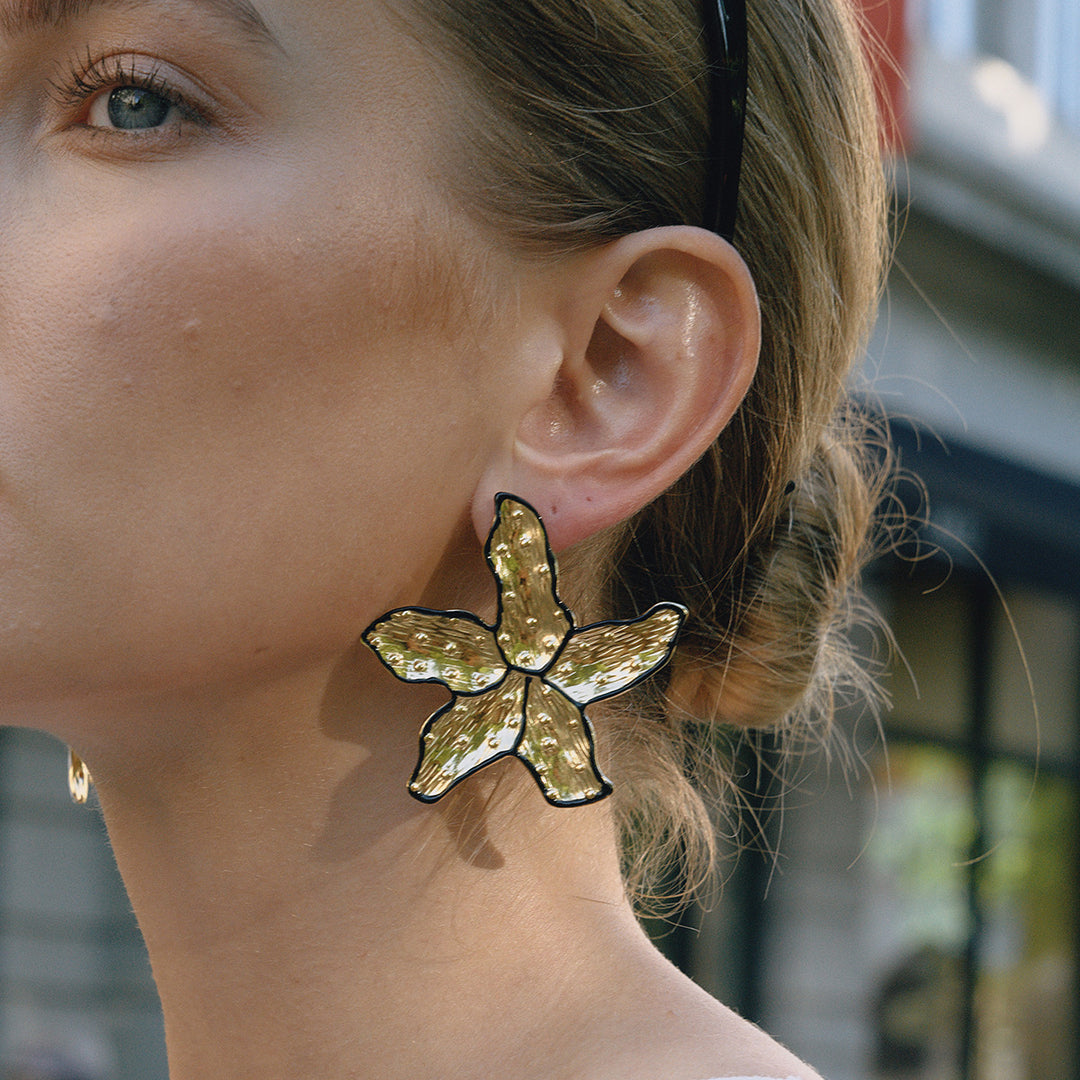 Black big flower earrings