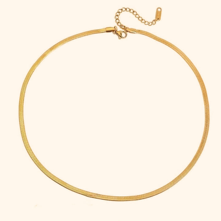 Thin herringbone necklace