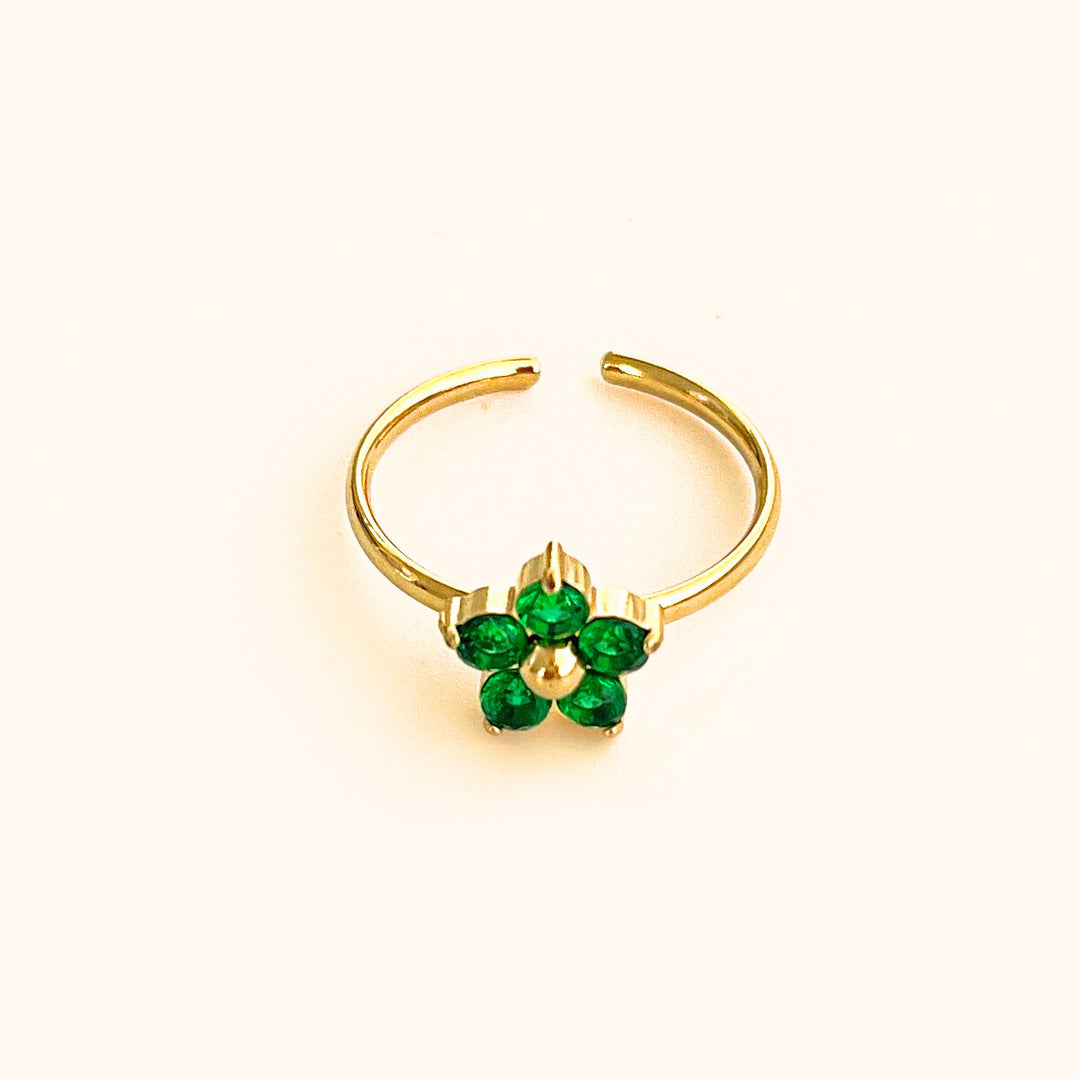 Emerald flower ring