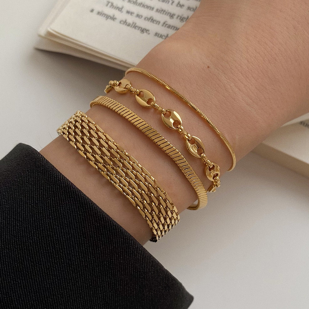 Thin bone bracelet gold