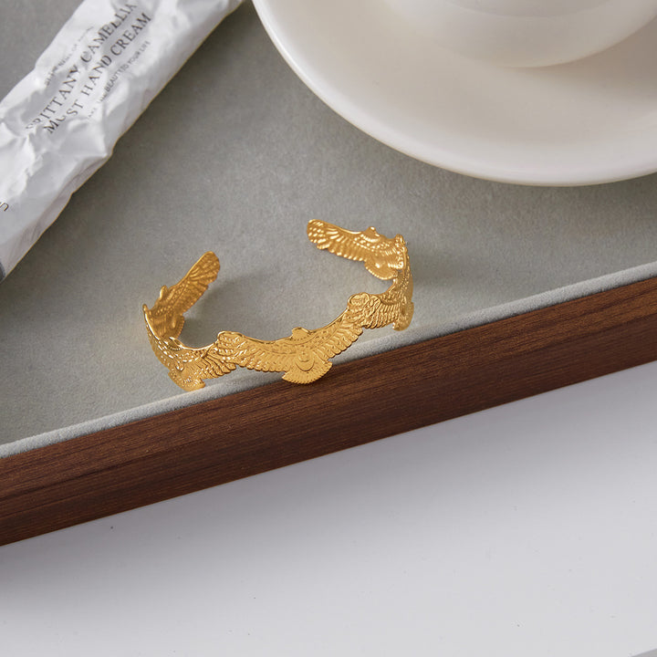 Bird bangle